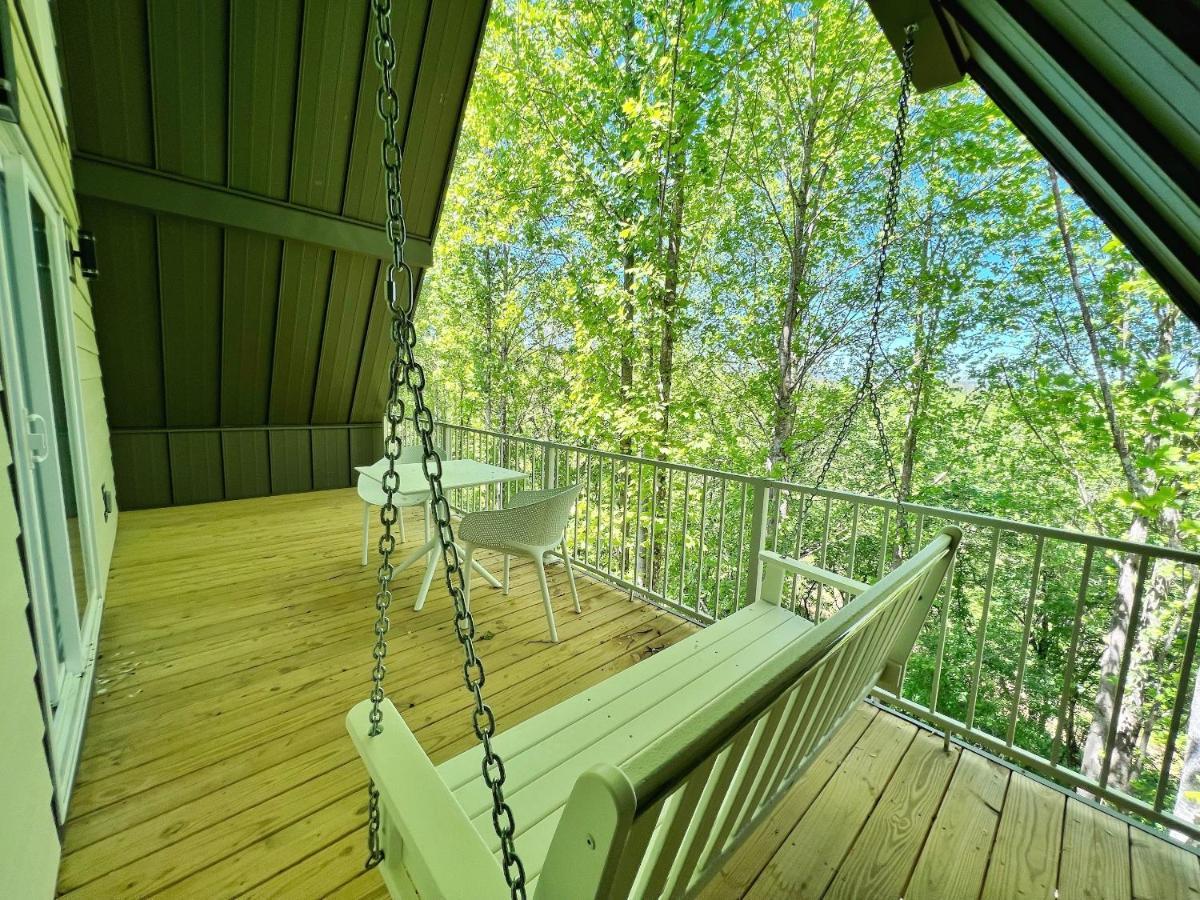 Skylaranna Resort & Spa ヘンダーソンビル エクステリア 写真
